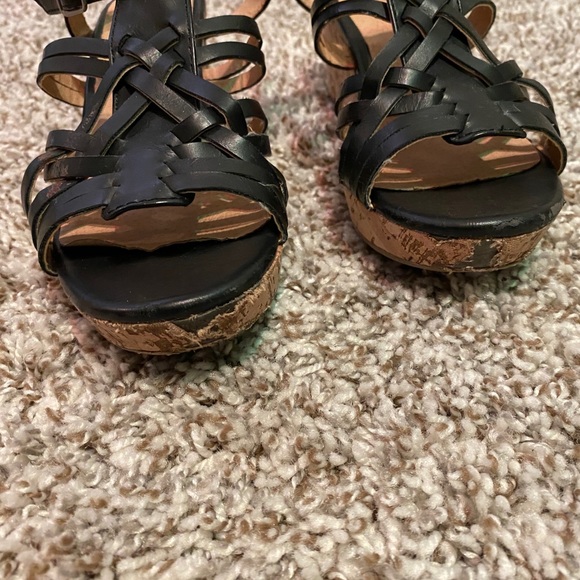 Girls Wedges - Picture 2 of 5